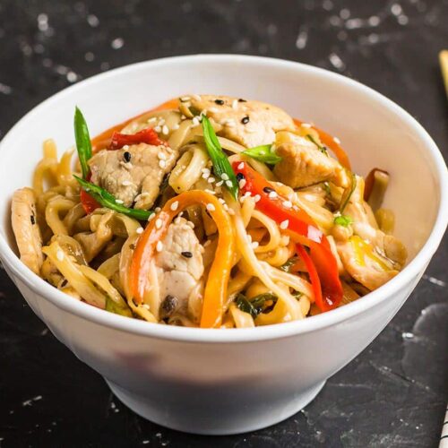 chow-mein-de-pollo-con-verduras